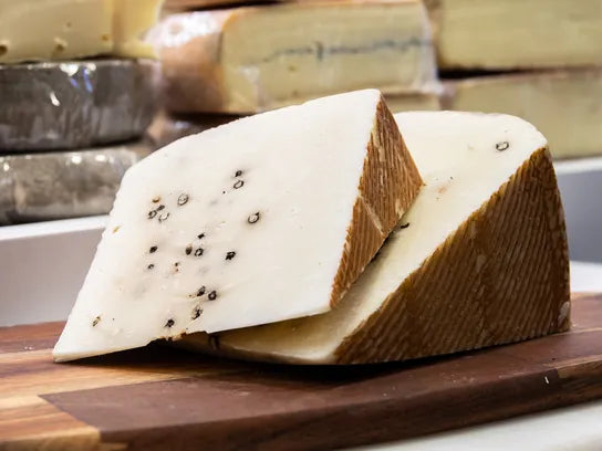 Pecorino Pepato (poivre), Sardaigne / Env. 250 g