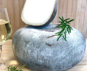 Tomme chèvre grise crémeuse, Berry / Env. 250 gr